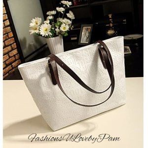 NWOT- Cute Vintage Style White Tote. Private Label- OFFERS WELCOME‼️‼️